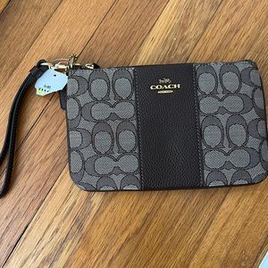 NWT coach wristlet